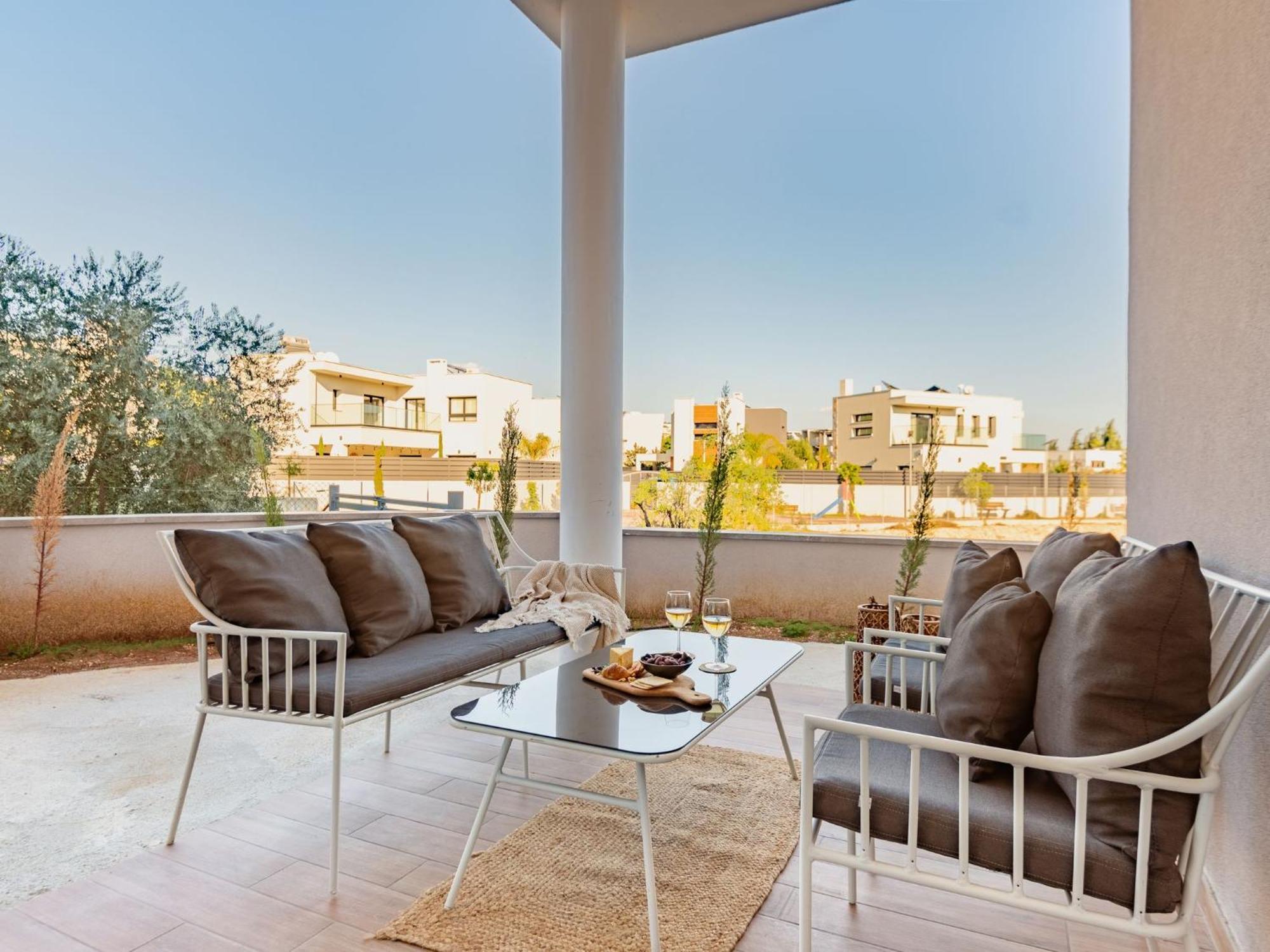 Sanders River Plaza Limassol Exterior foto